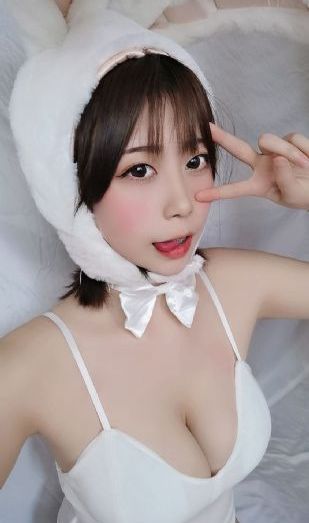 黄色美女app_完整版在线观看