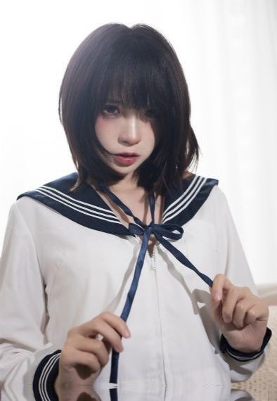 中文亚洲野外草莓AV在线观看_BT磁力天堂在线观看高清